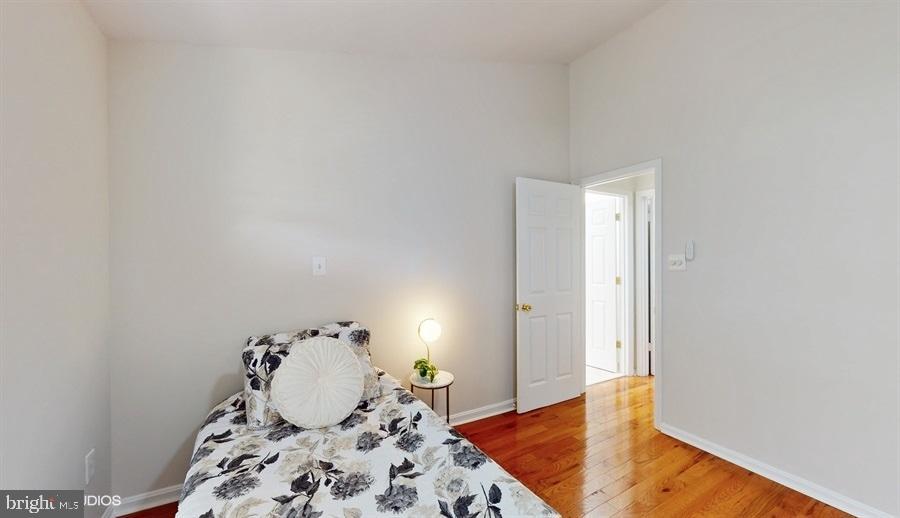 WOODSTREAM EAST - Residential