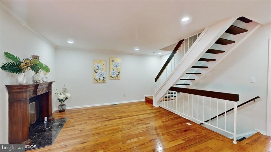 WOODSTREAM EAST - Residential