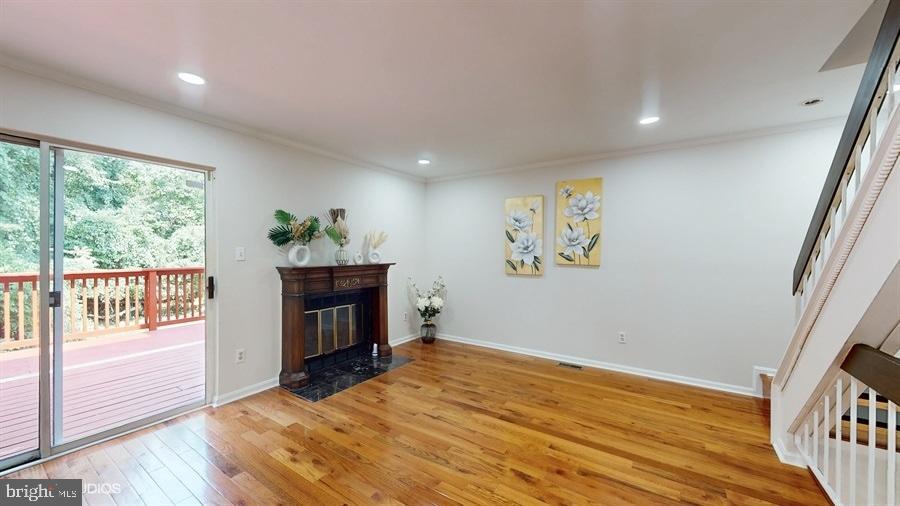 WOODSTREAM EAST - Residential