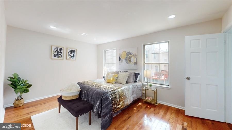 WOODSTREAM EAST - Residential