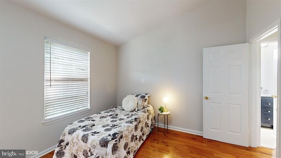 WOODSTREAM EAST - Residential