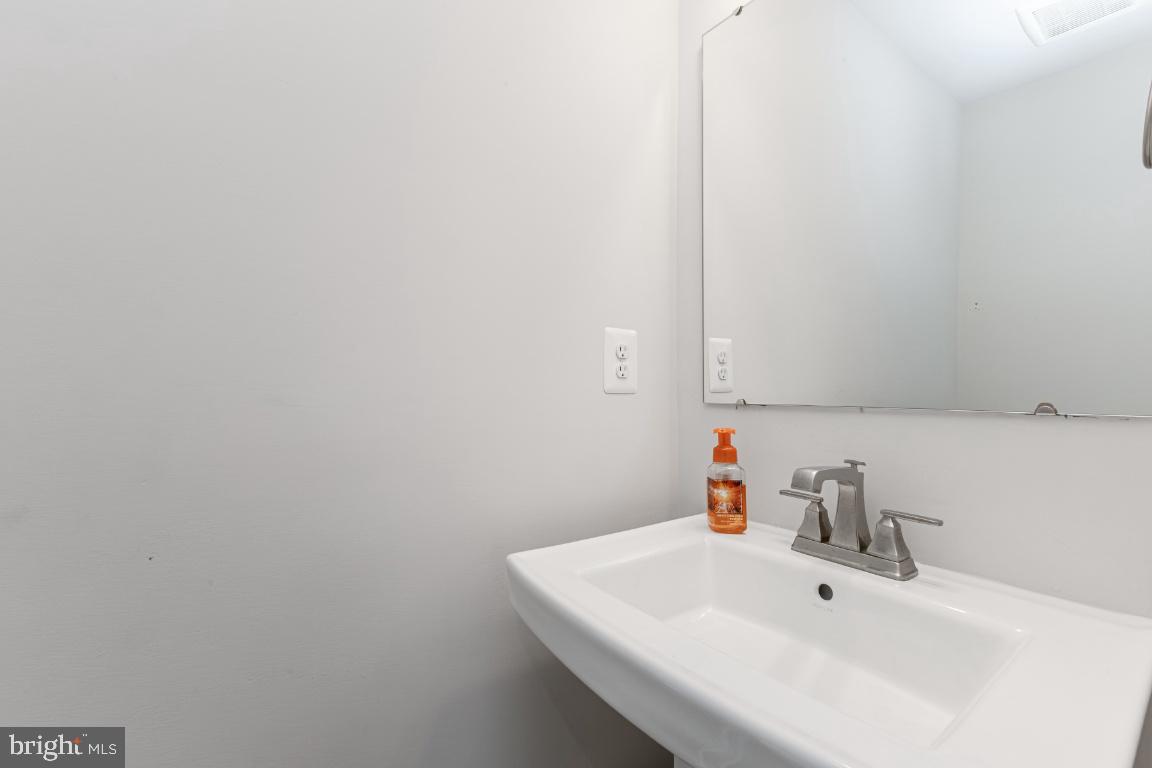 FOSTER'S GLEN - Residential