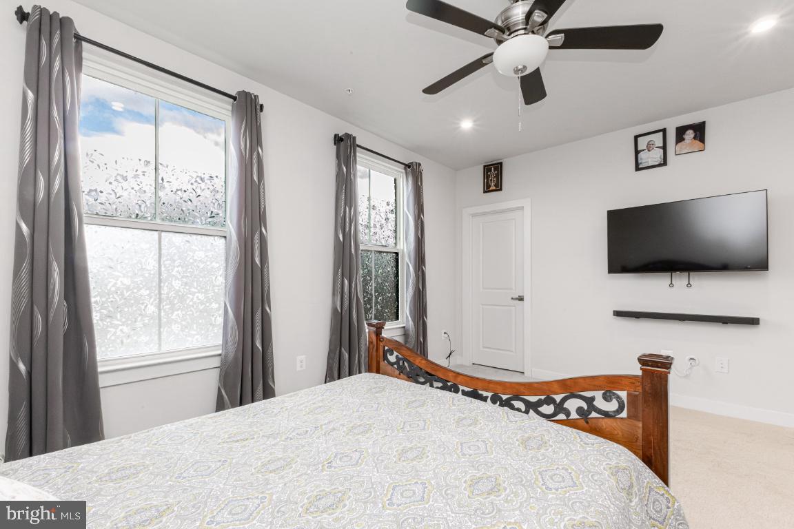 FOSTER'S GLEN - Residential