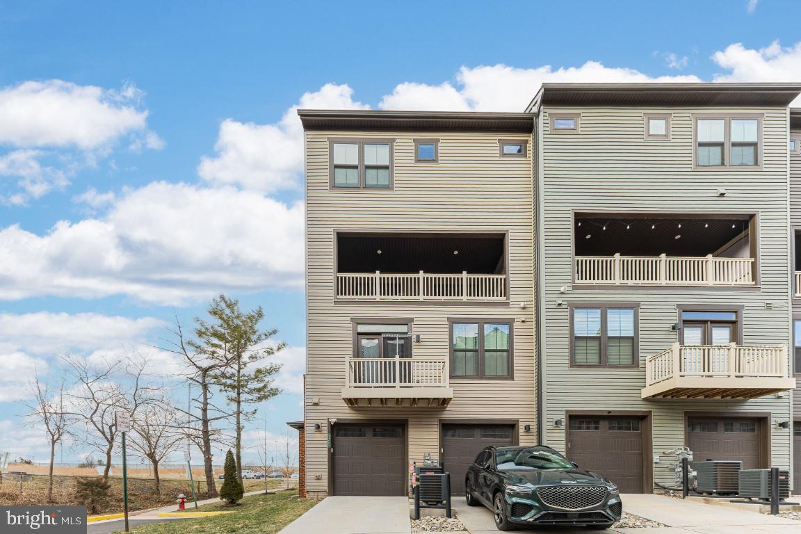 FOSTER'S GLEN - Residential