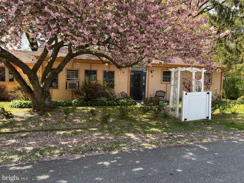 Tiny photo for 118 Lakeview Ave, DOVER, DE 19901 (MLS # DEKT2046086)