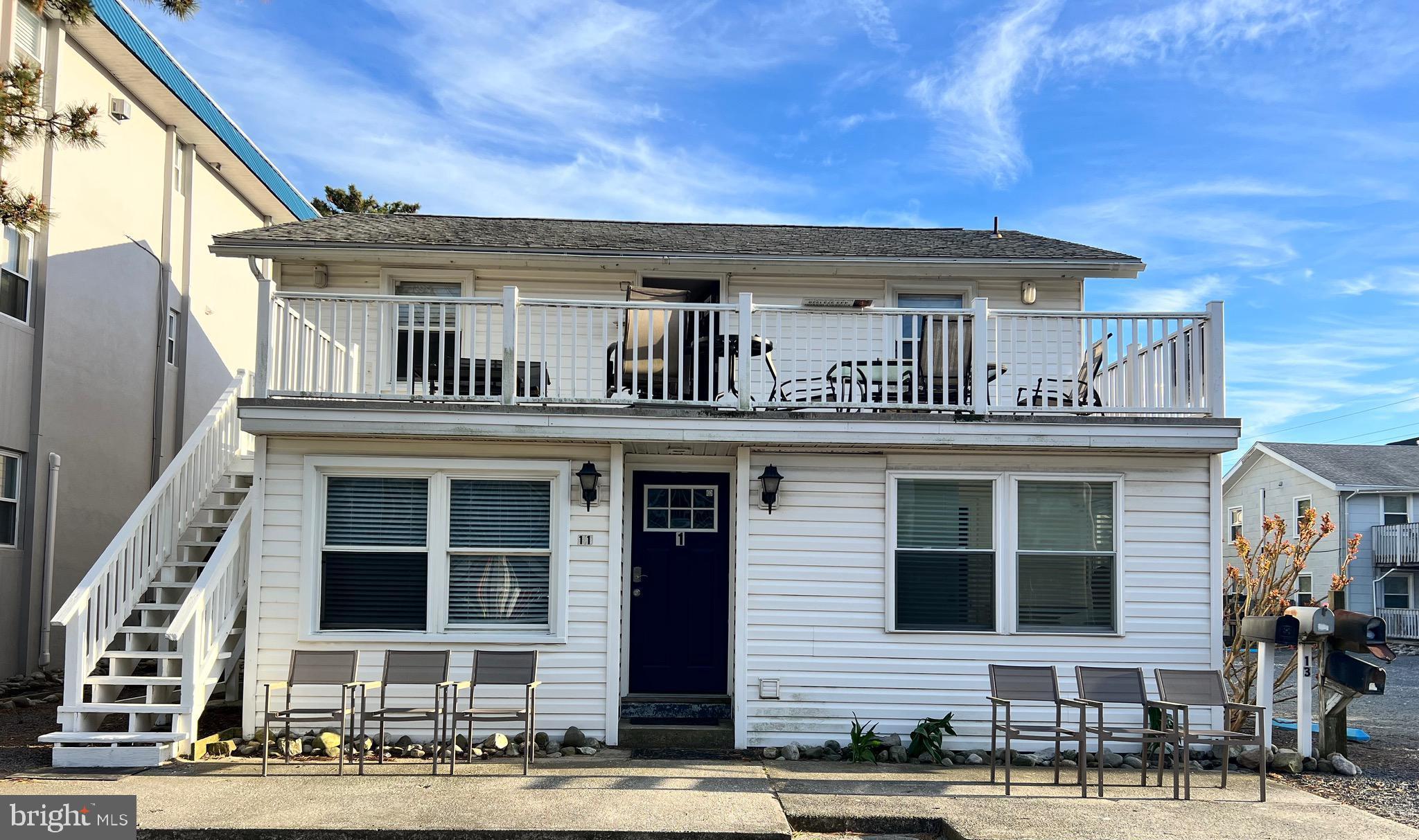 11 40TH STREET 1