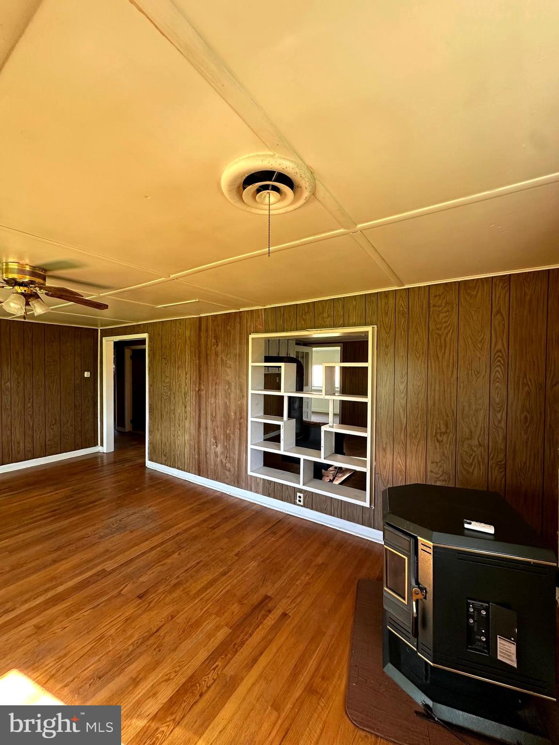 NONE UNRESTRICTED - Residential