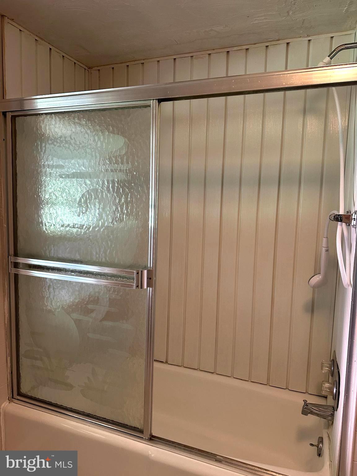 NONE UNRESTRICTED - Residential