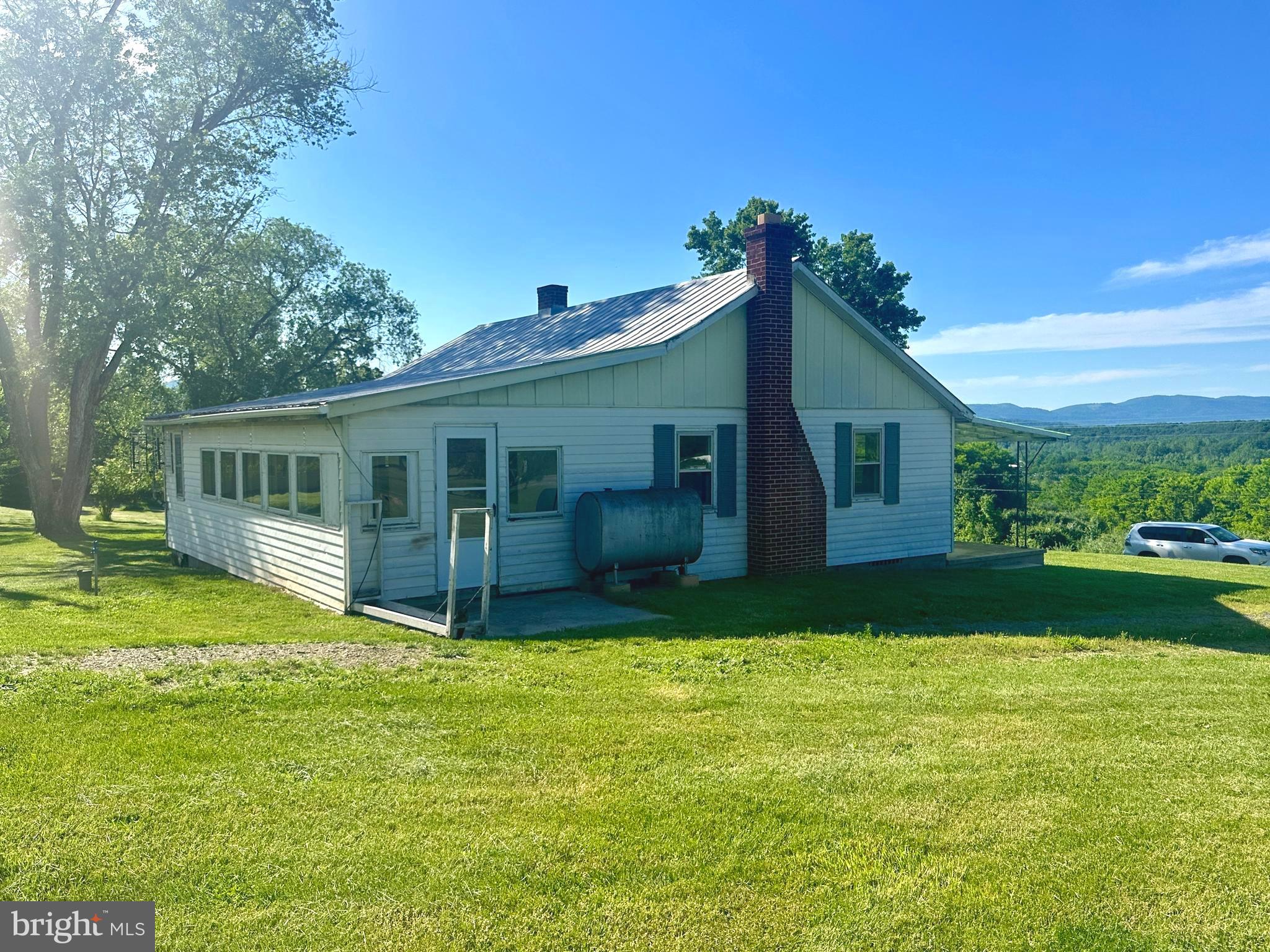 NONE UNRESTRICTED - Residential