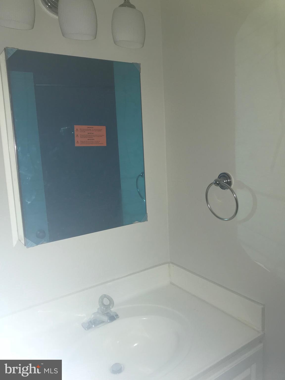 CROFTON COMMONS - Residential Lease