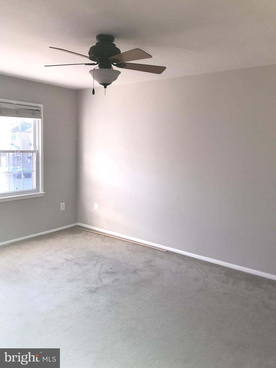 CROFTON COMMONS - Residential Lease