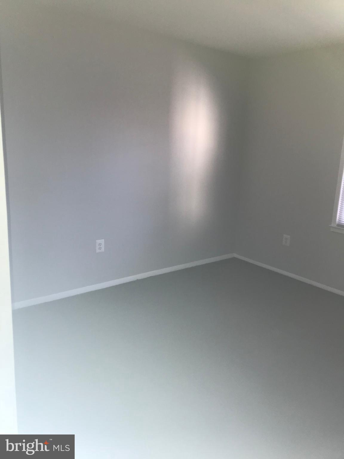 CROFTON COMMONS - Residential Lease