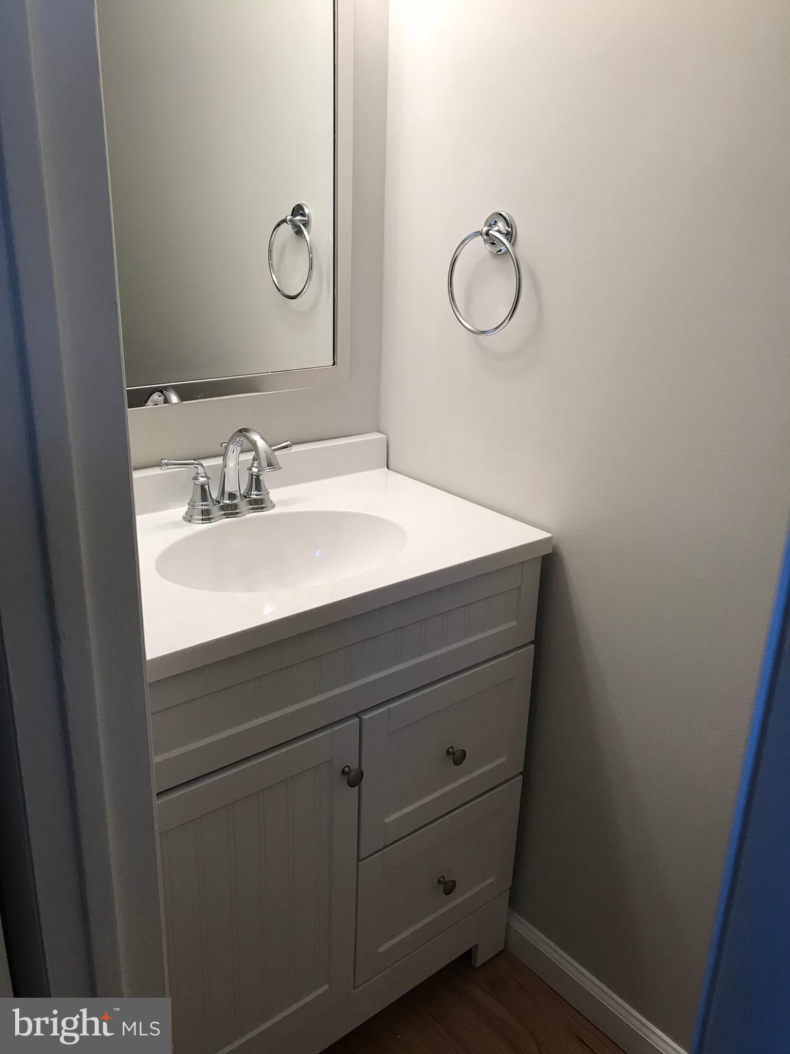 CROFTON COMMONS - Residential Lease