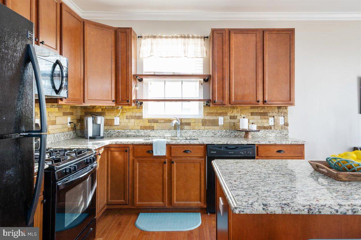 NORTH BROOK - Residential