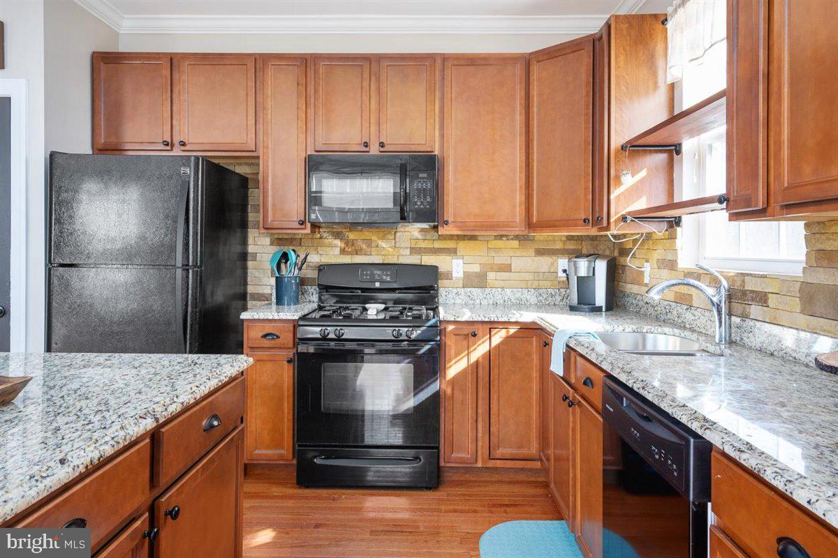 NORTH BROOK - Residential