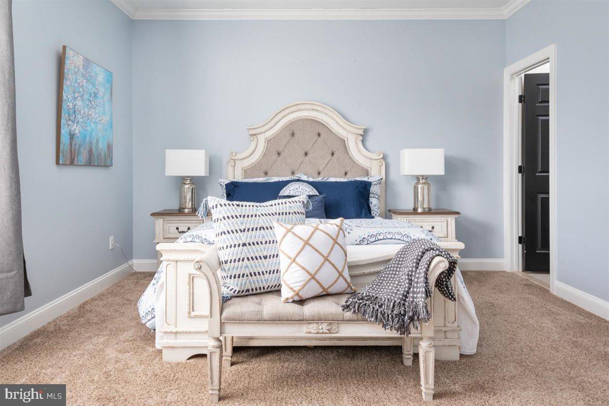 NORTH BROOK - Residential