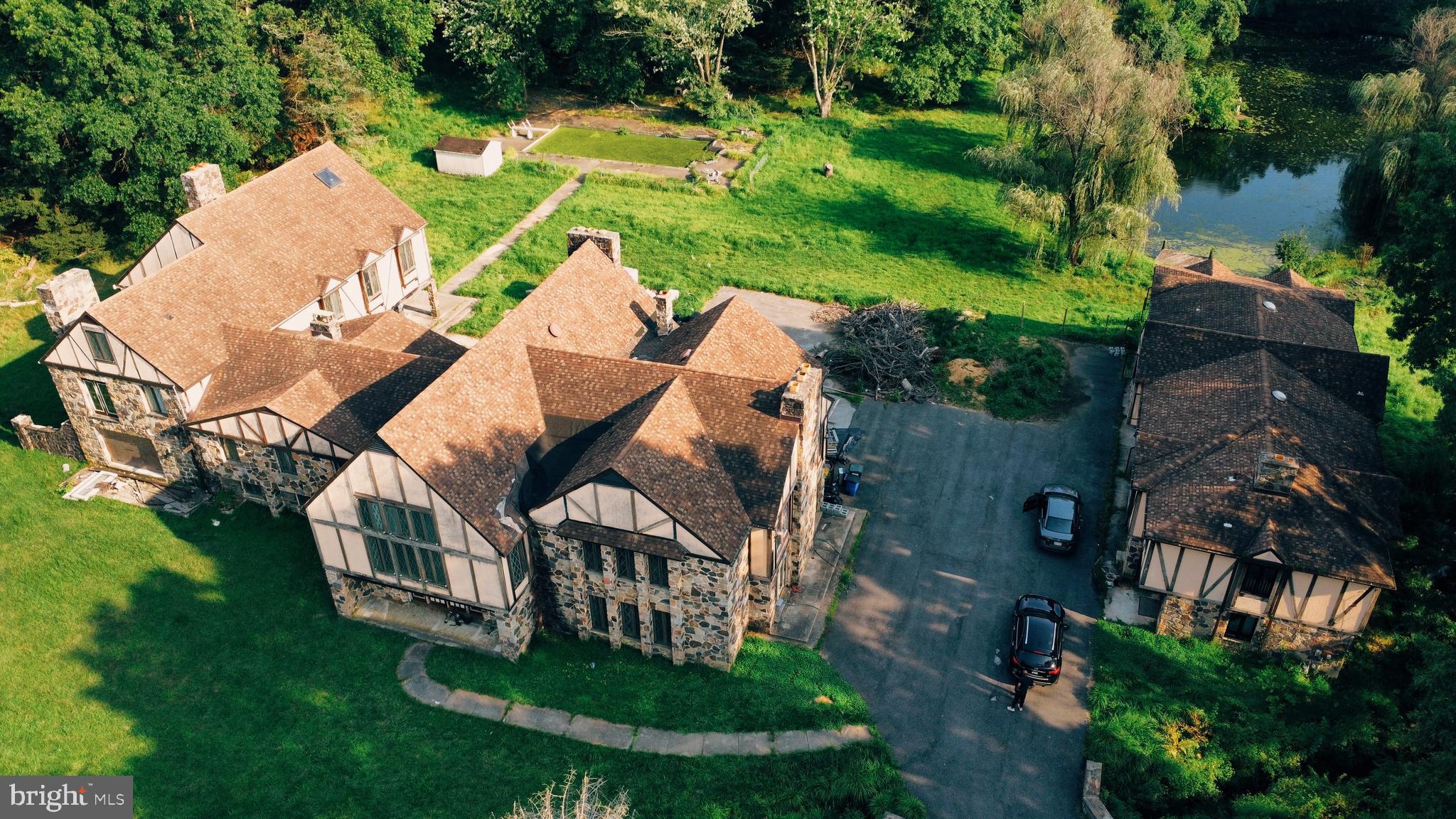 FOX VALLEY - Residential