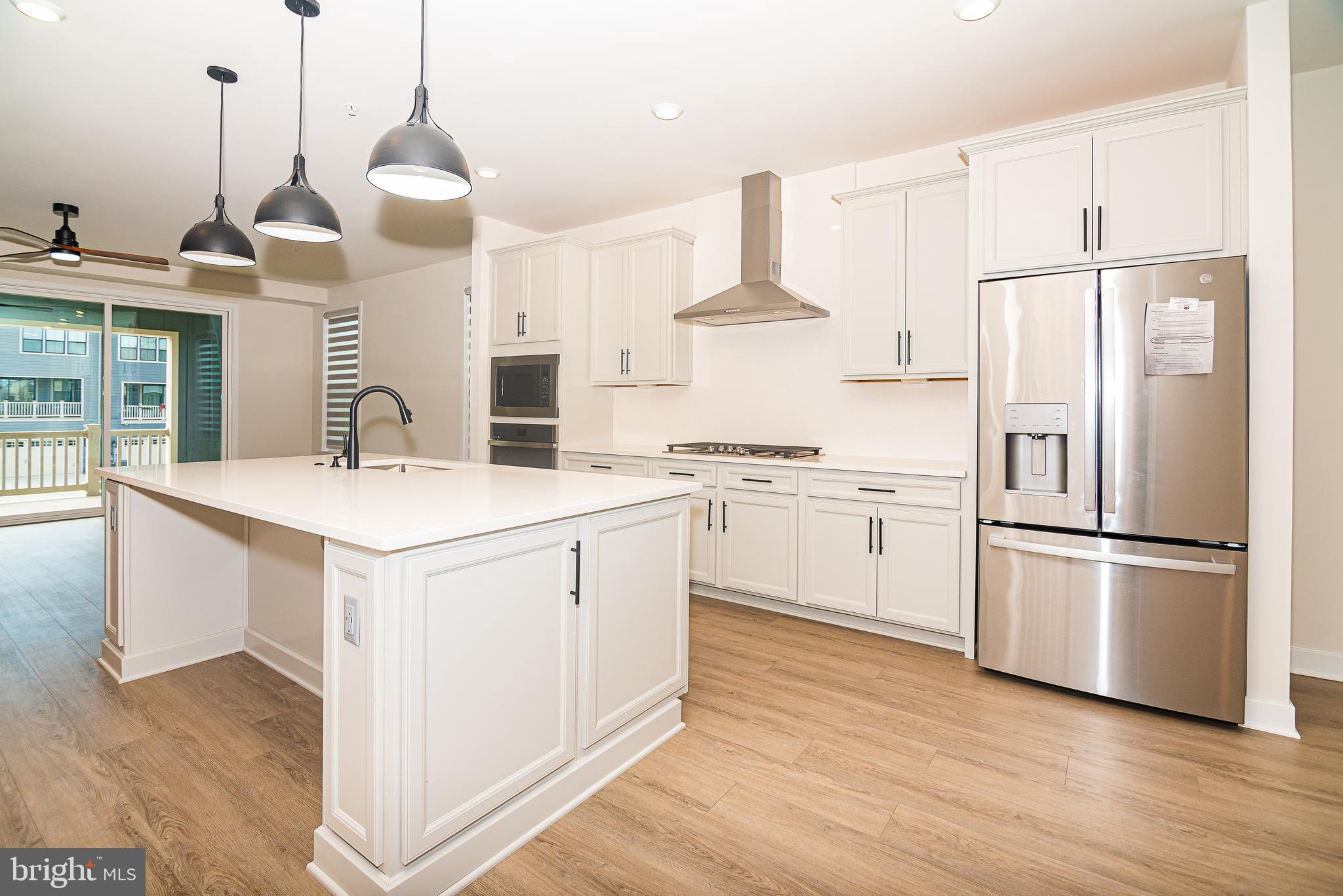 VILLAGES OF URBANA - Residential Lease