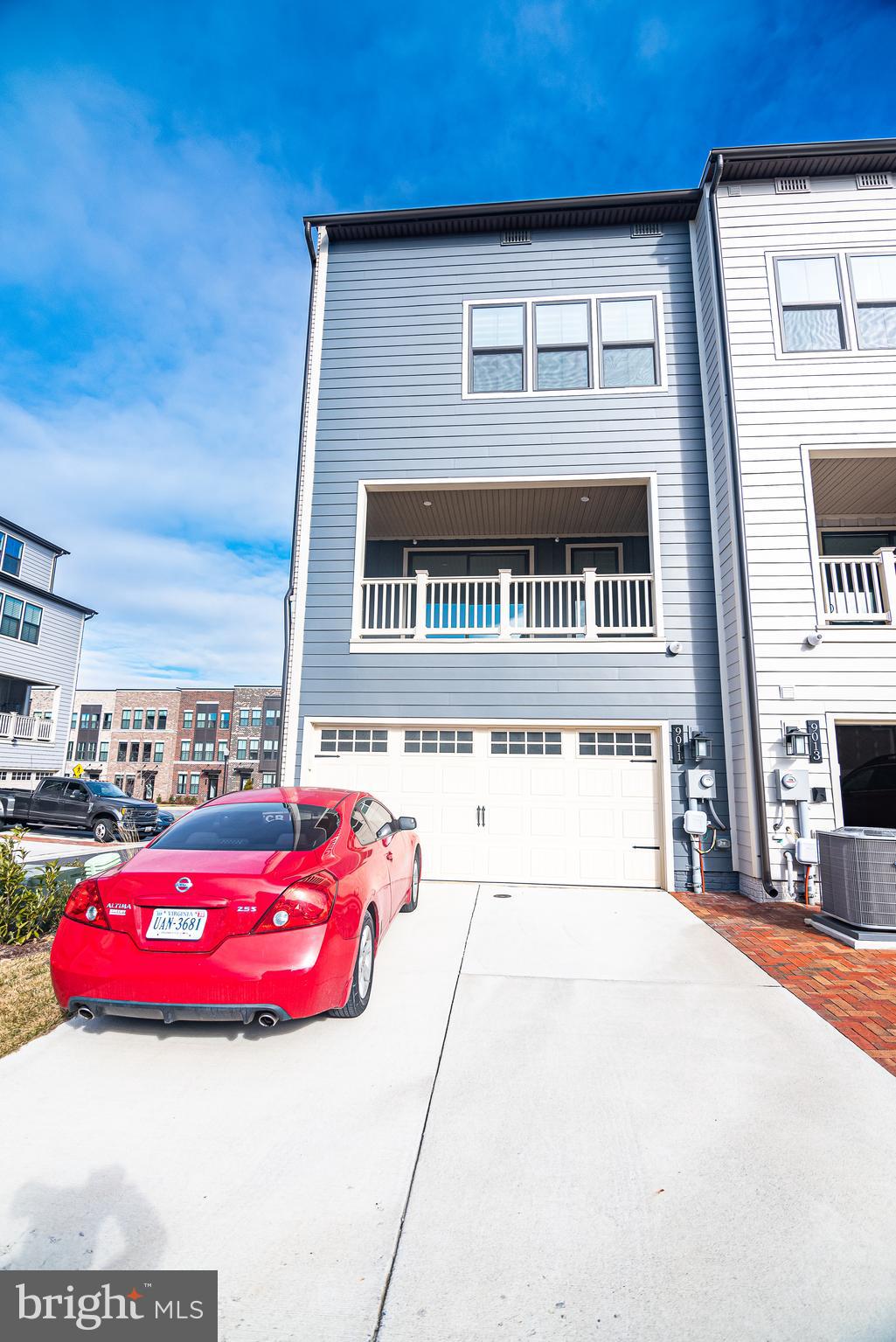 VILLAGES OF URBANA - Residential Lease