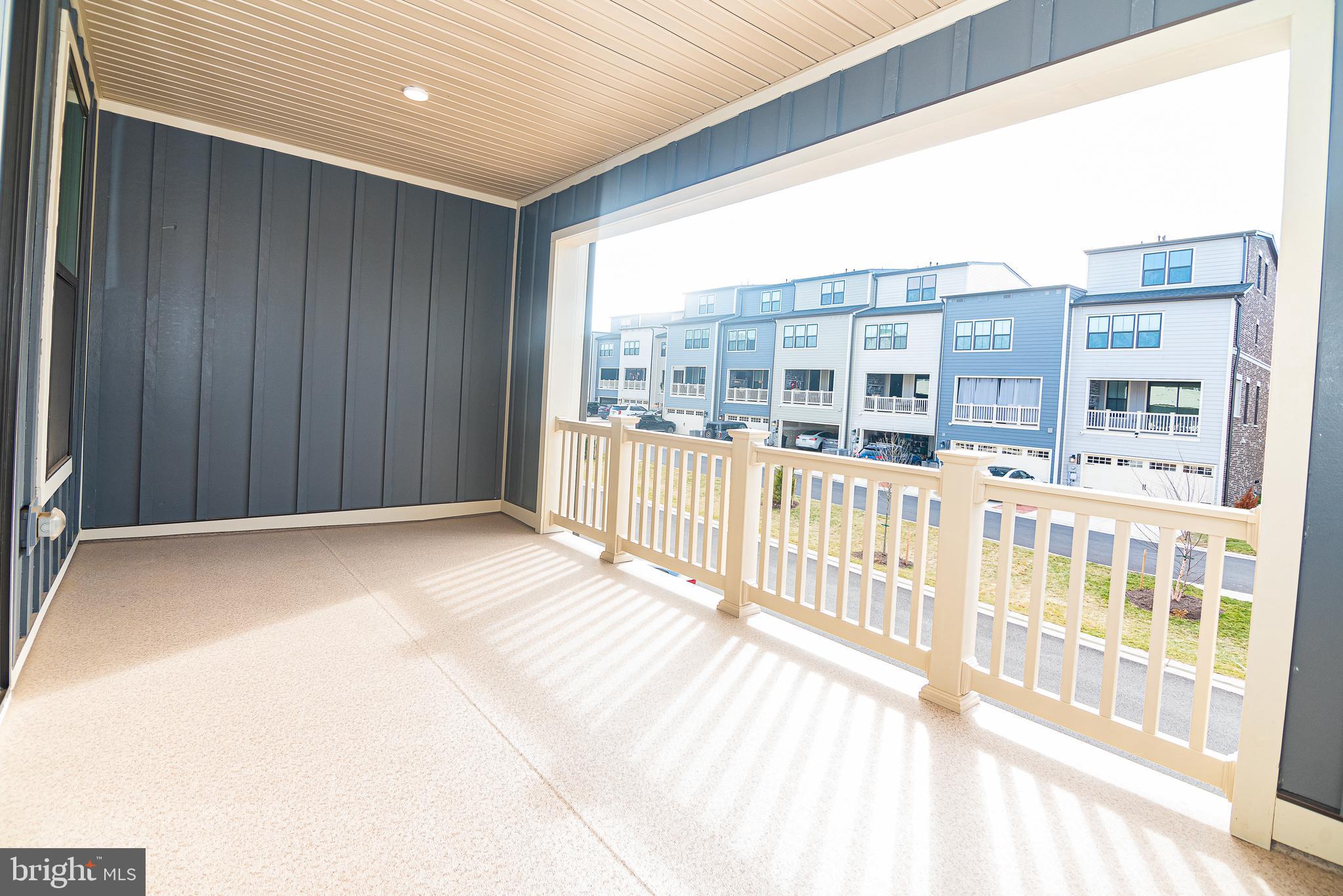 VILLAGES OF URBANA - Residential Lease