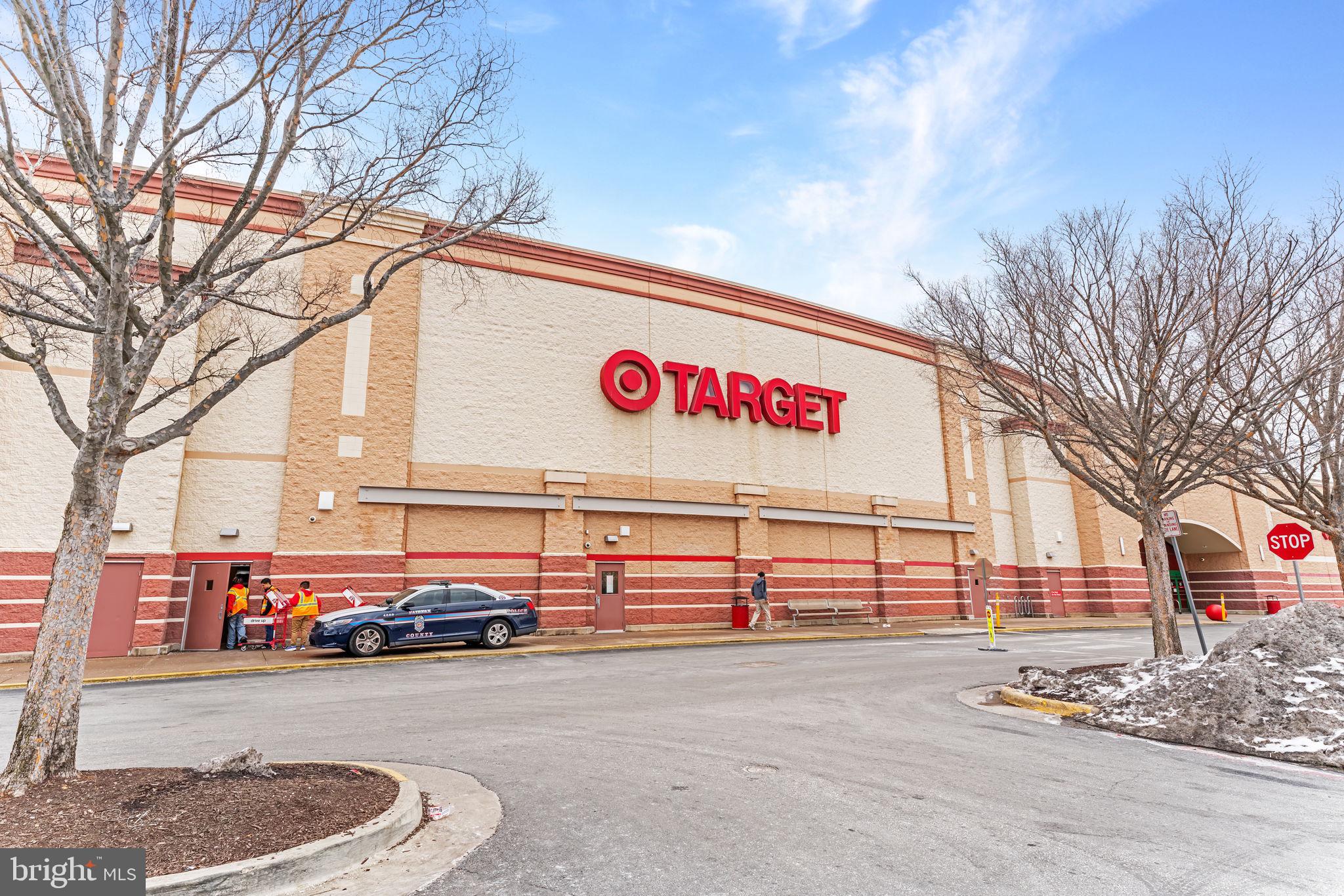 MUNSON HILL - Residential Lease