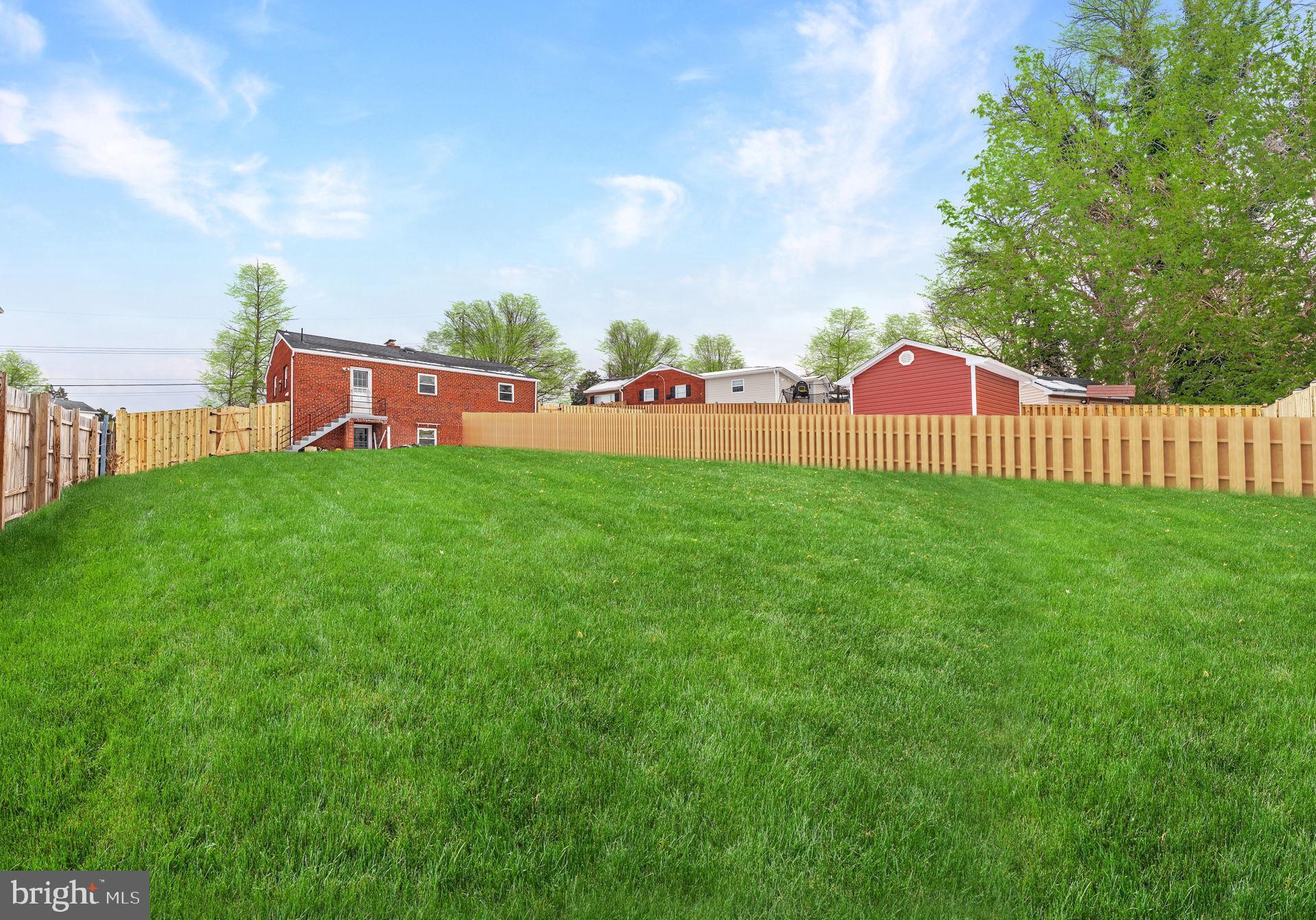 MUNSON HILL - Residential Lease