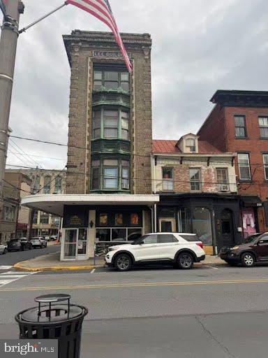 201 W MARKET STREET