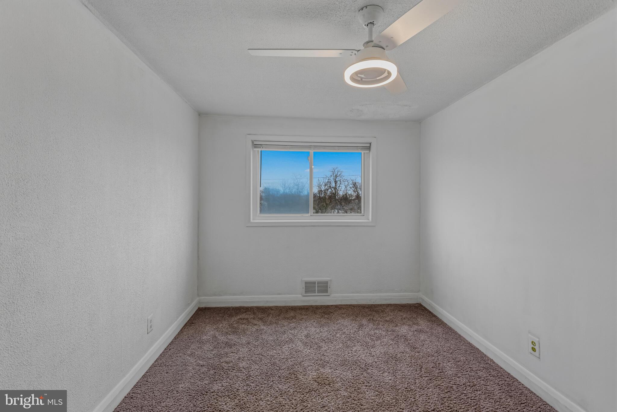 EASTFIELD - Residential