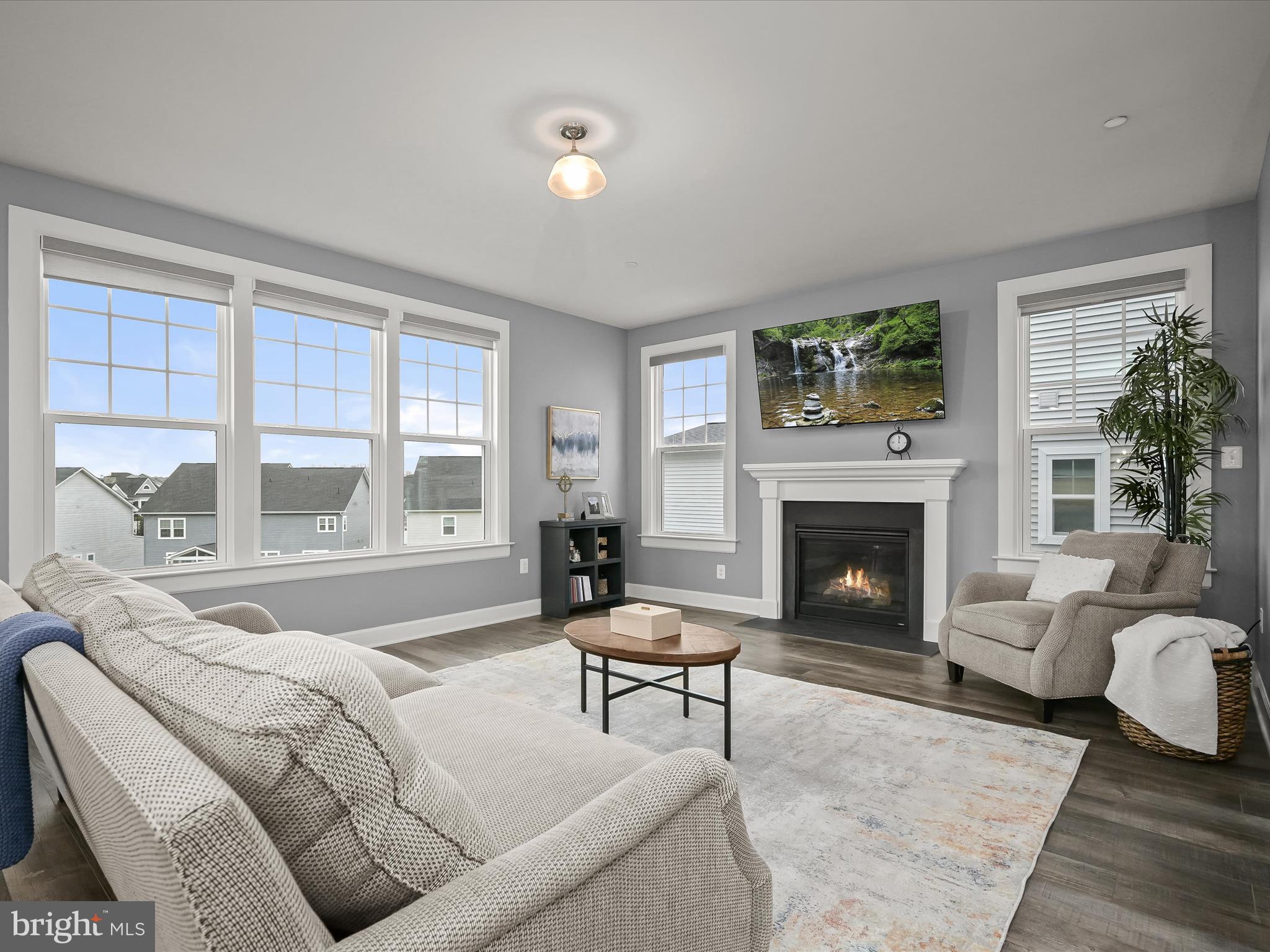 MAPLE LAWN SOUTH - Residential