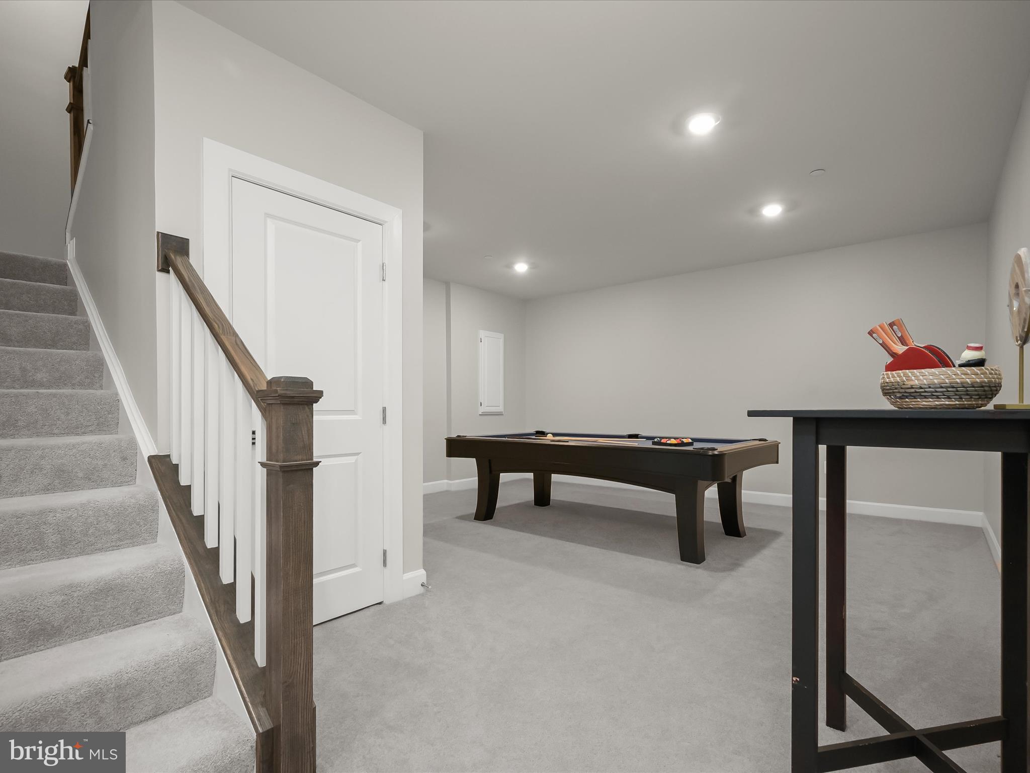 MAPLE LAWN SOUTH - Residential