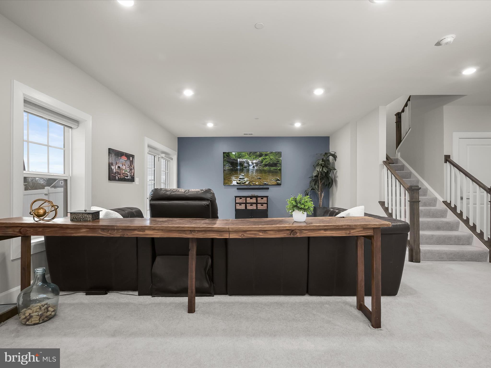 MAPLE LAWN SOUTH - Residential