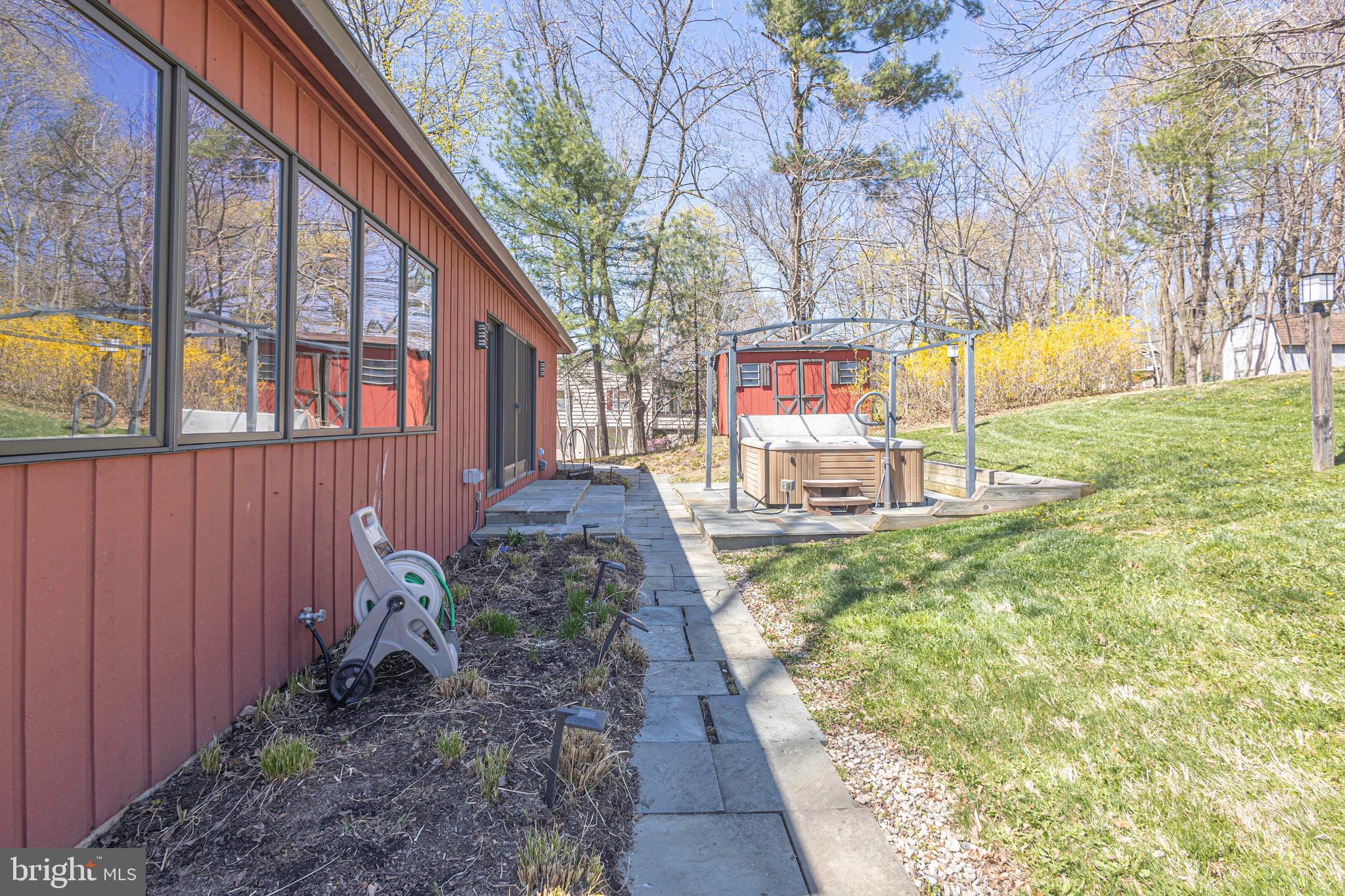 RIDGE VALLEY - Residential