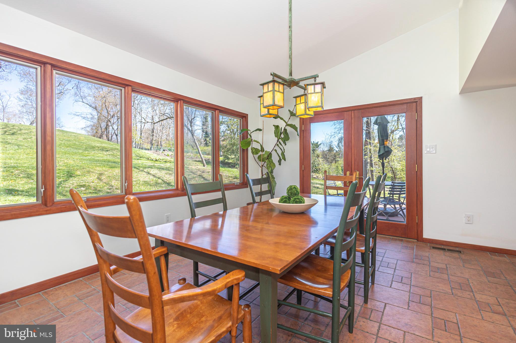 RIDGE VALLEY - Residential