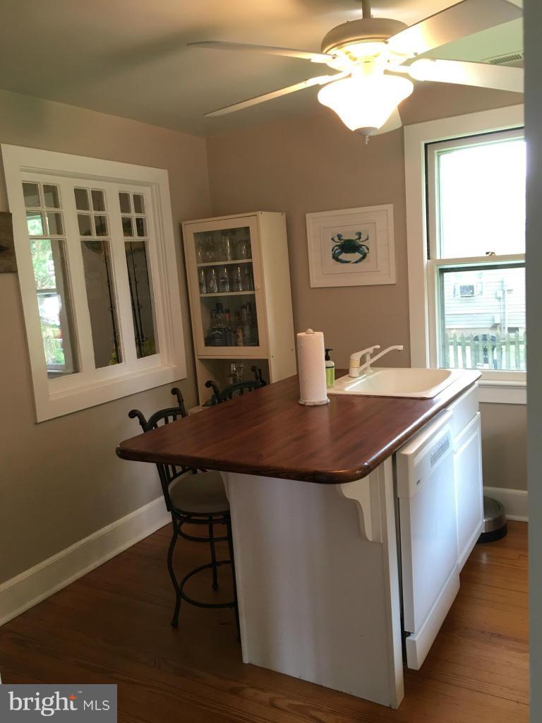 ROCK HALL - Residential