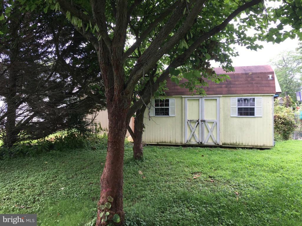 ROCK HALL - Residential