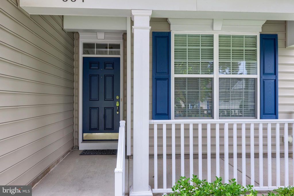 Photo of 664 HAWTHORNE LN, MOUNT JOY, PA 17552 (MLS # PALA2037162)