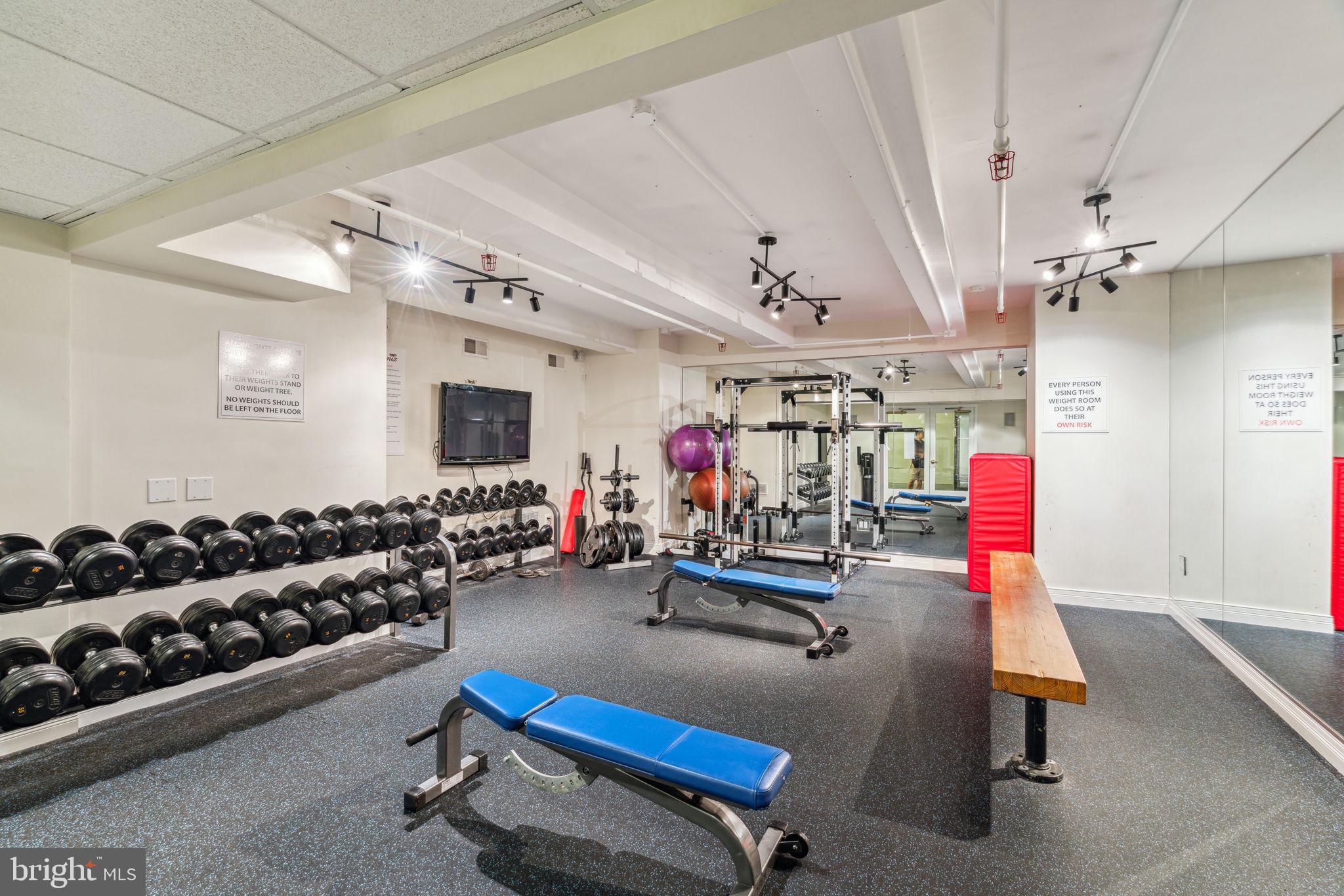 LOGAN SQUARE - Residential Lease