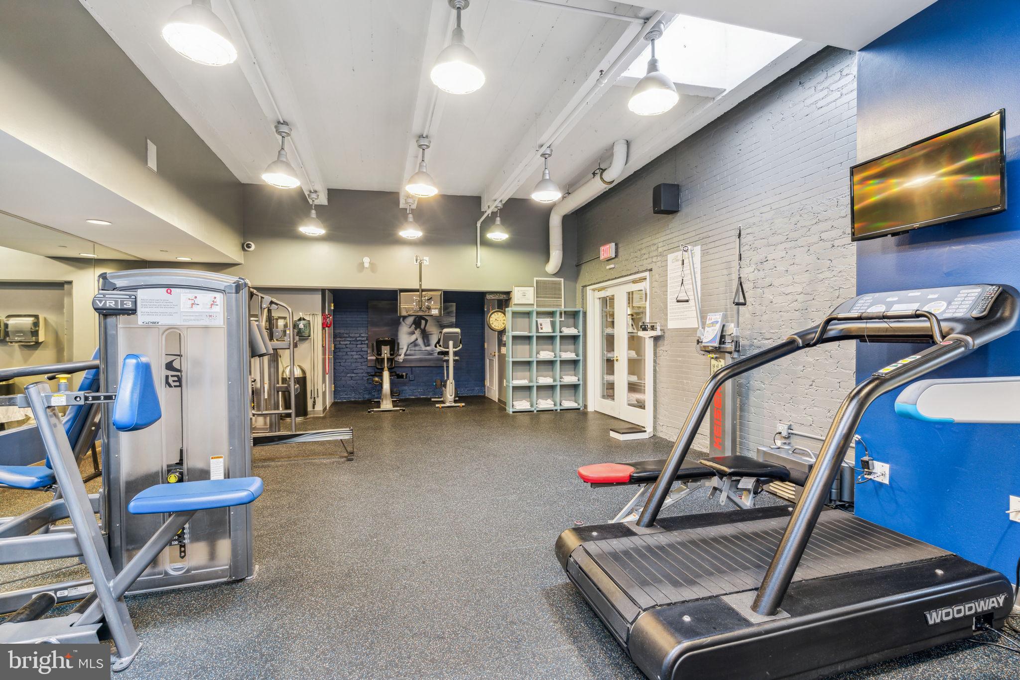 LOGAN SQUARE - Residential Lease