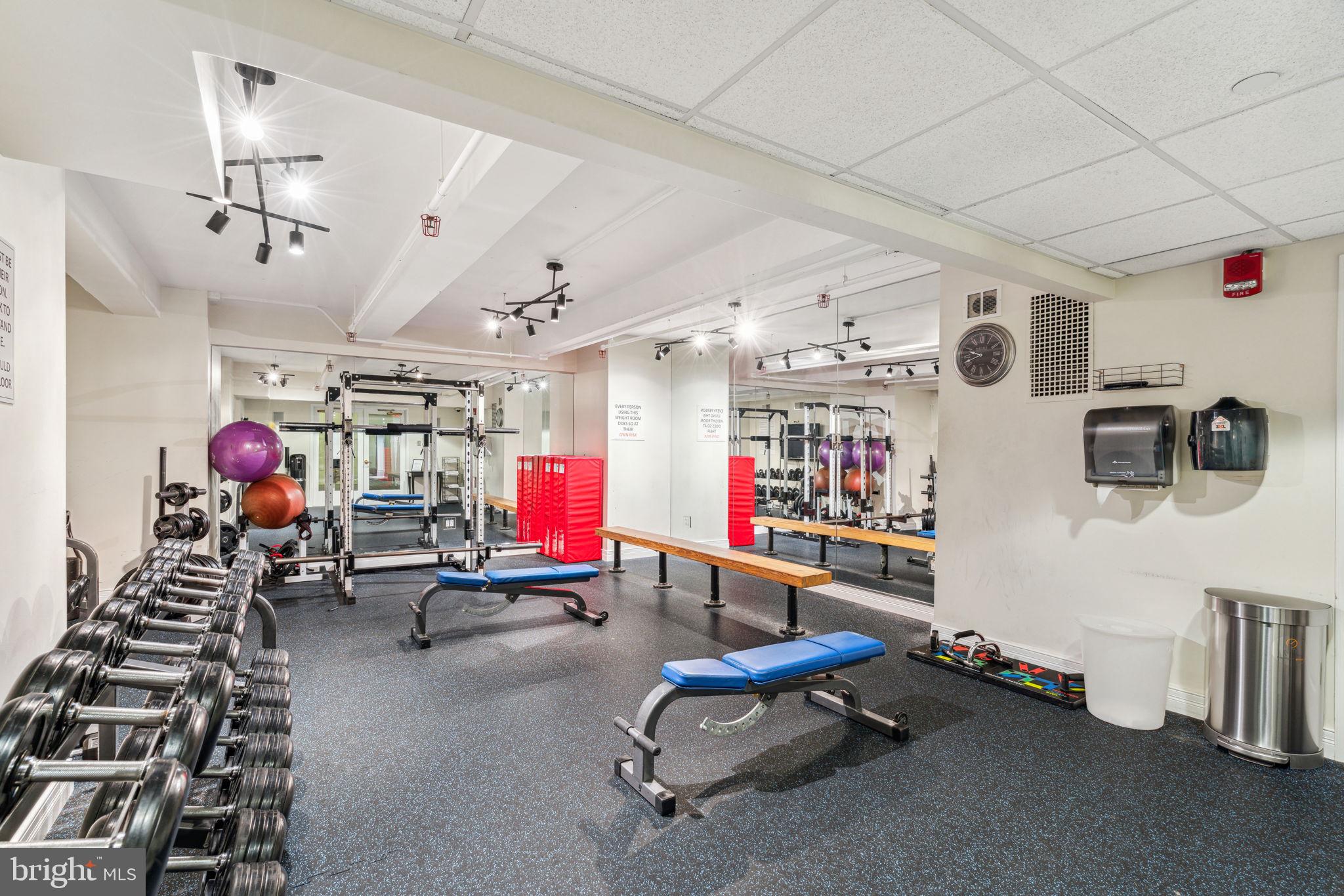 LOGAN SQUARE - Residential Lease