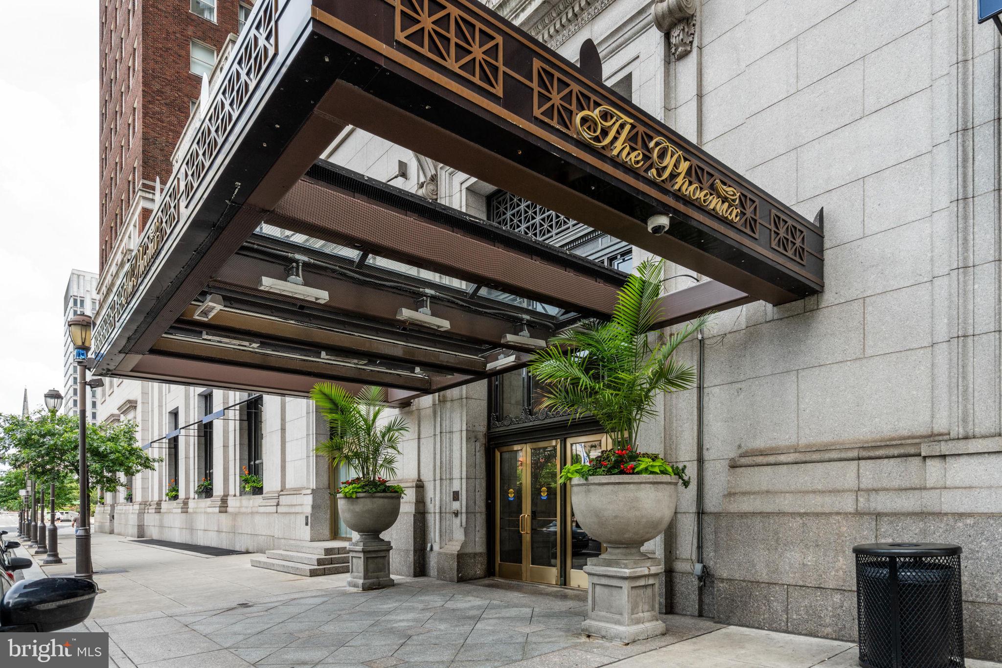 LOGAN SQUARE - Residential Lease