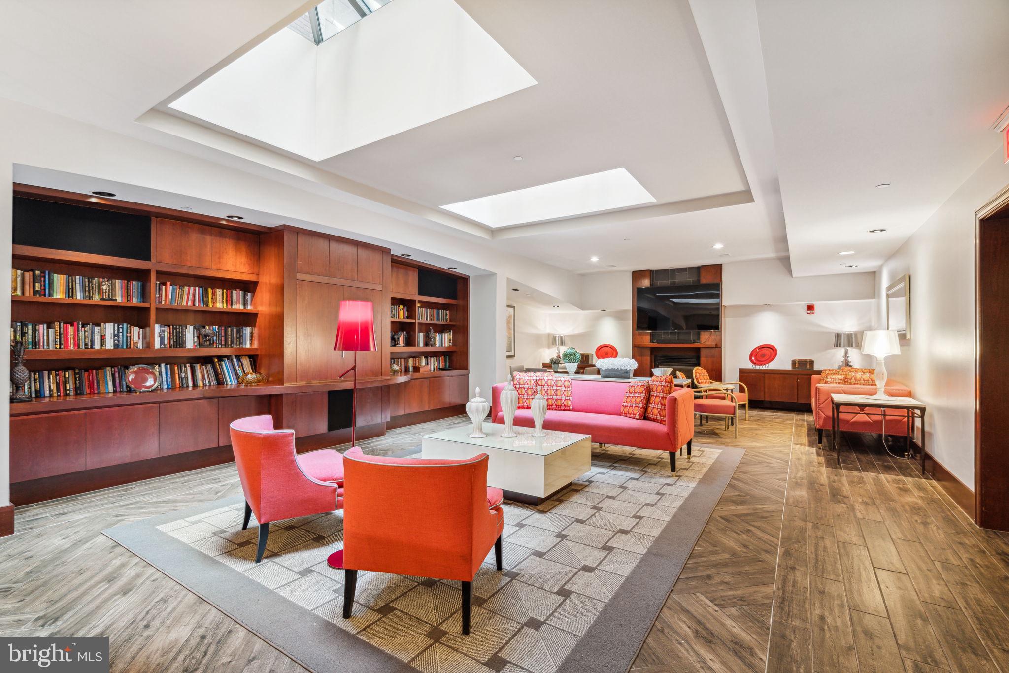 LOGAN SQUARE - Residential Lease