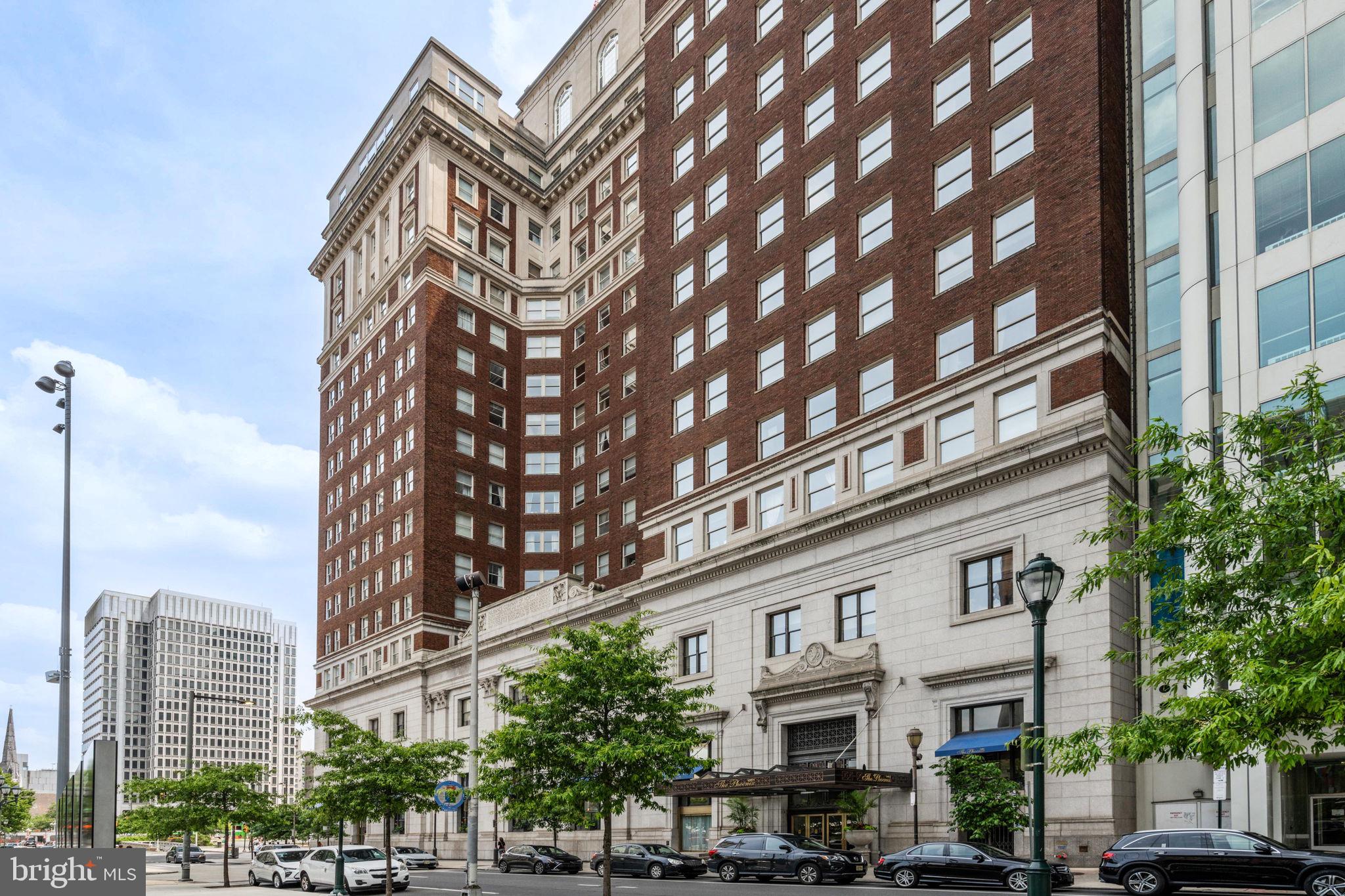 LOGAN SQUARE - Residential Lease