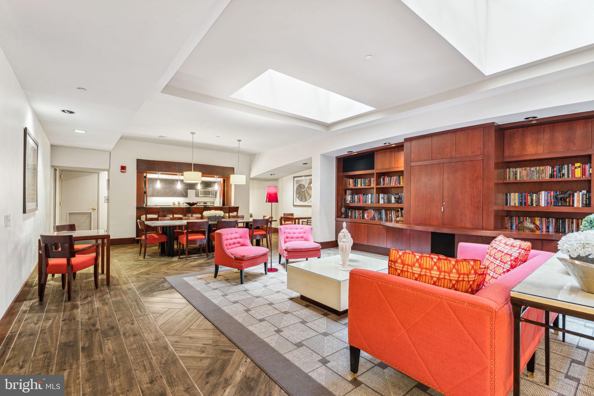 LOGAN SQUARE - Residential Lease