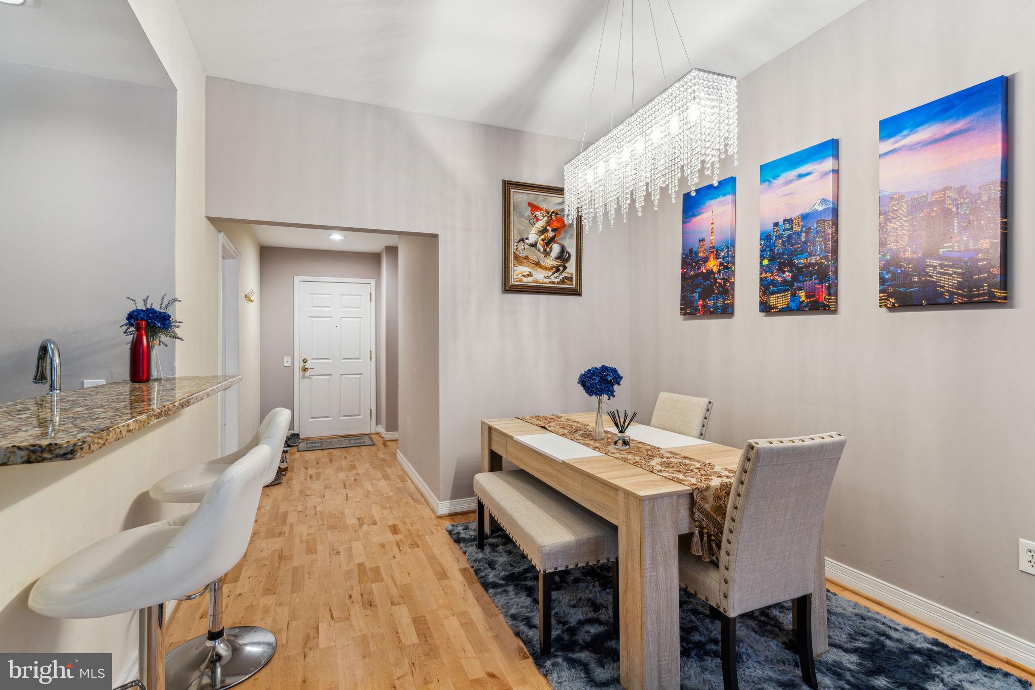 LOGAN SQUARE - Residential Lease