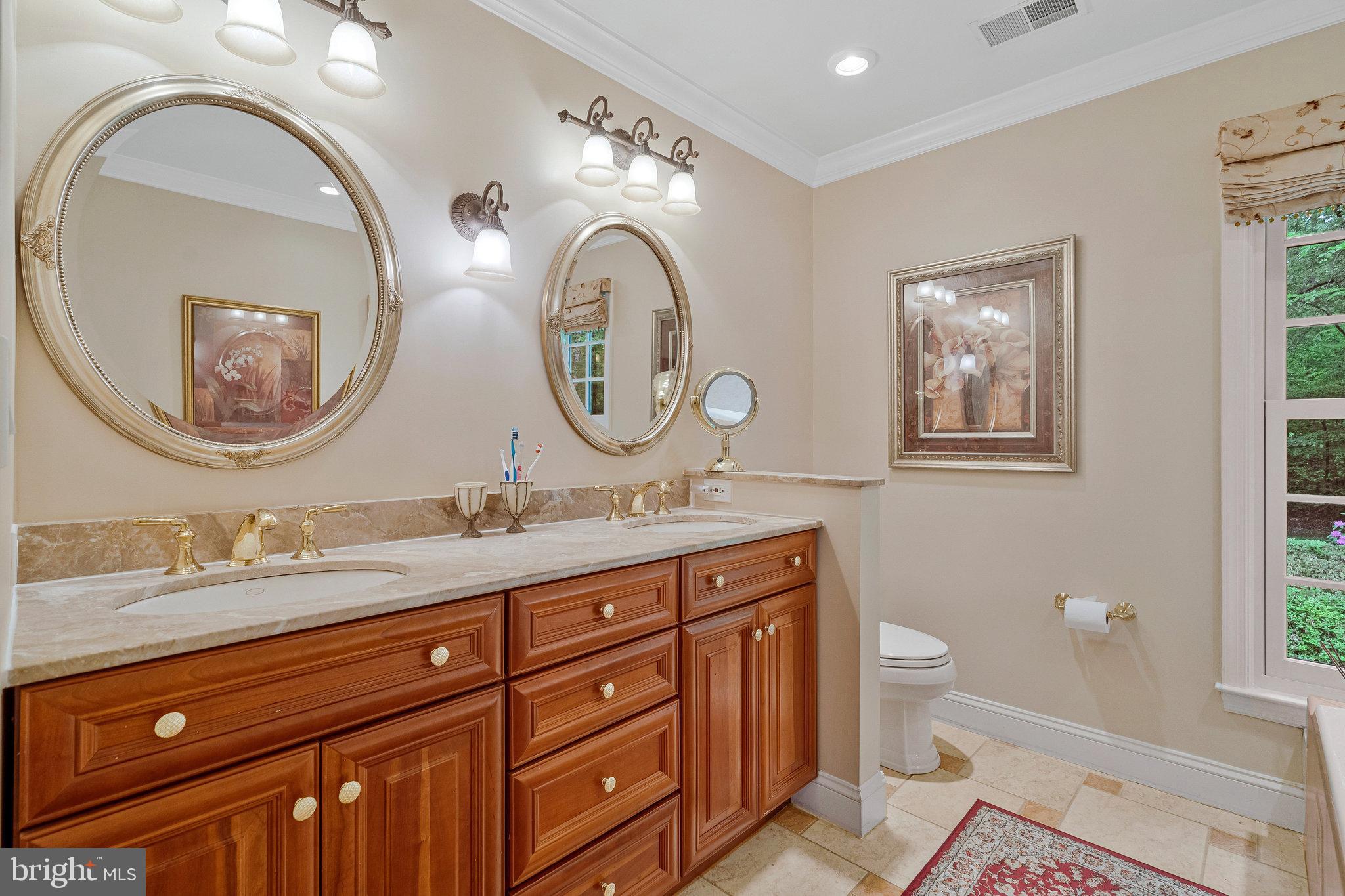 CANTERBERRY ESTATES - Residential