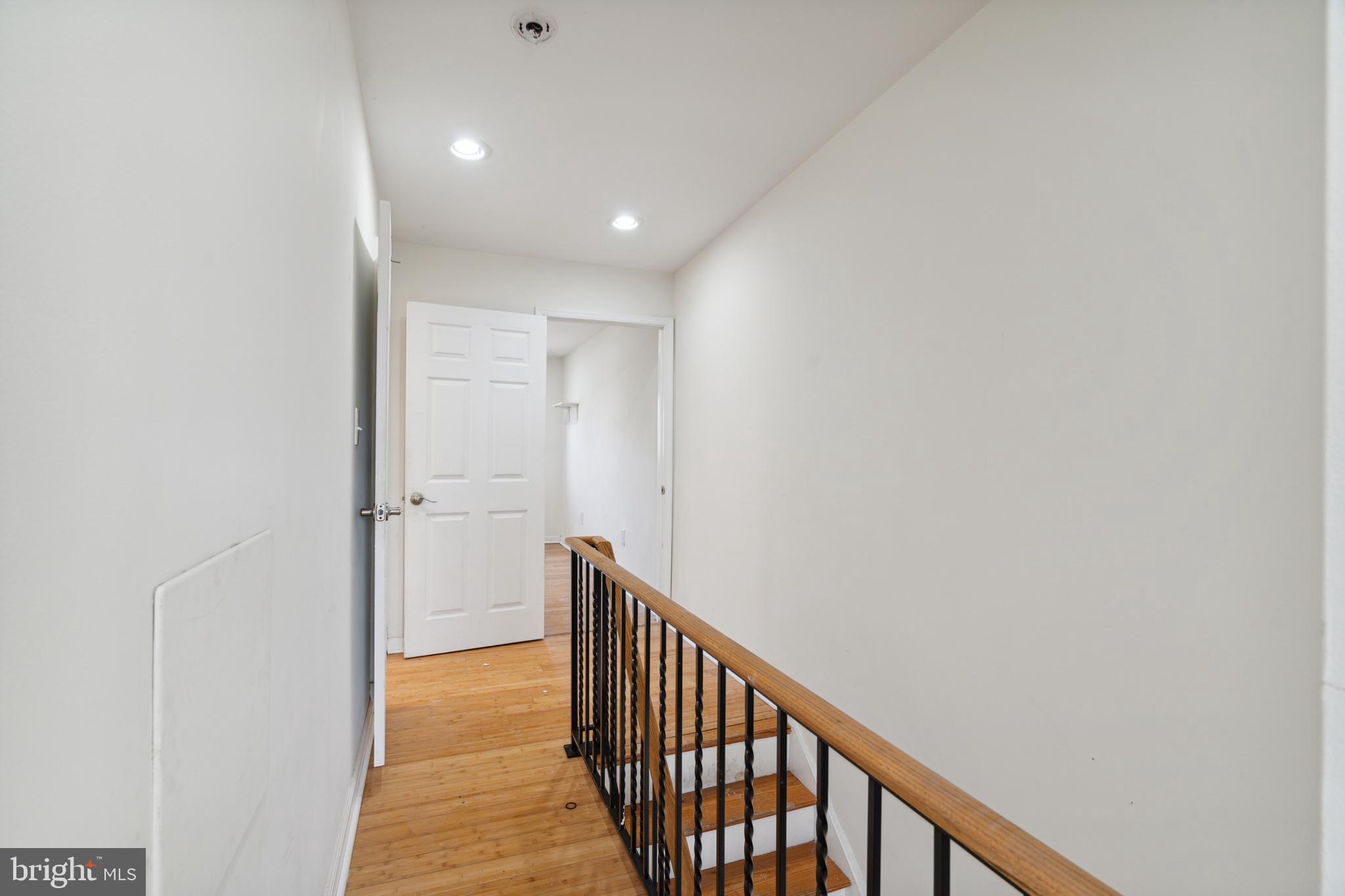 ART MUSEUM AREA - Residential Lease