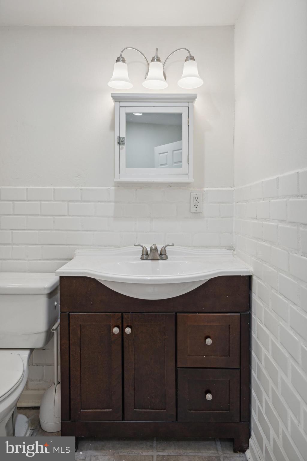 ART MUSEUM AREA - Residential Lease