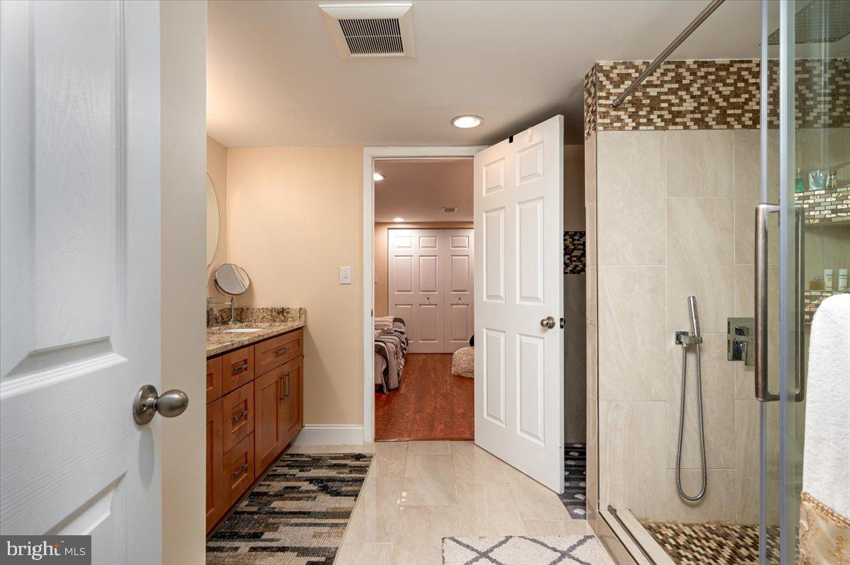 OWINGS MILLS - Residential Lease