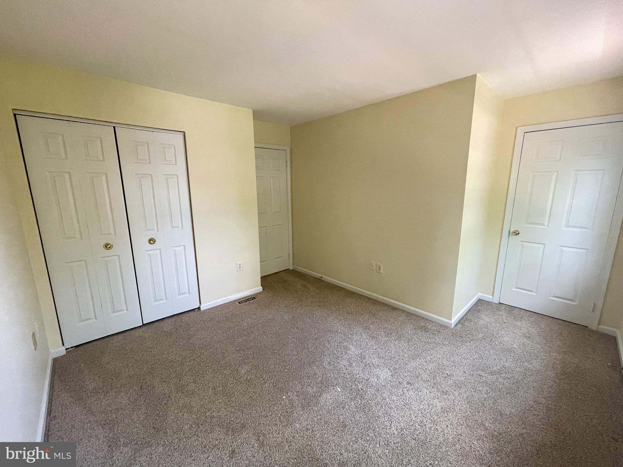 FRANKLIN FARM - Residential Lease