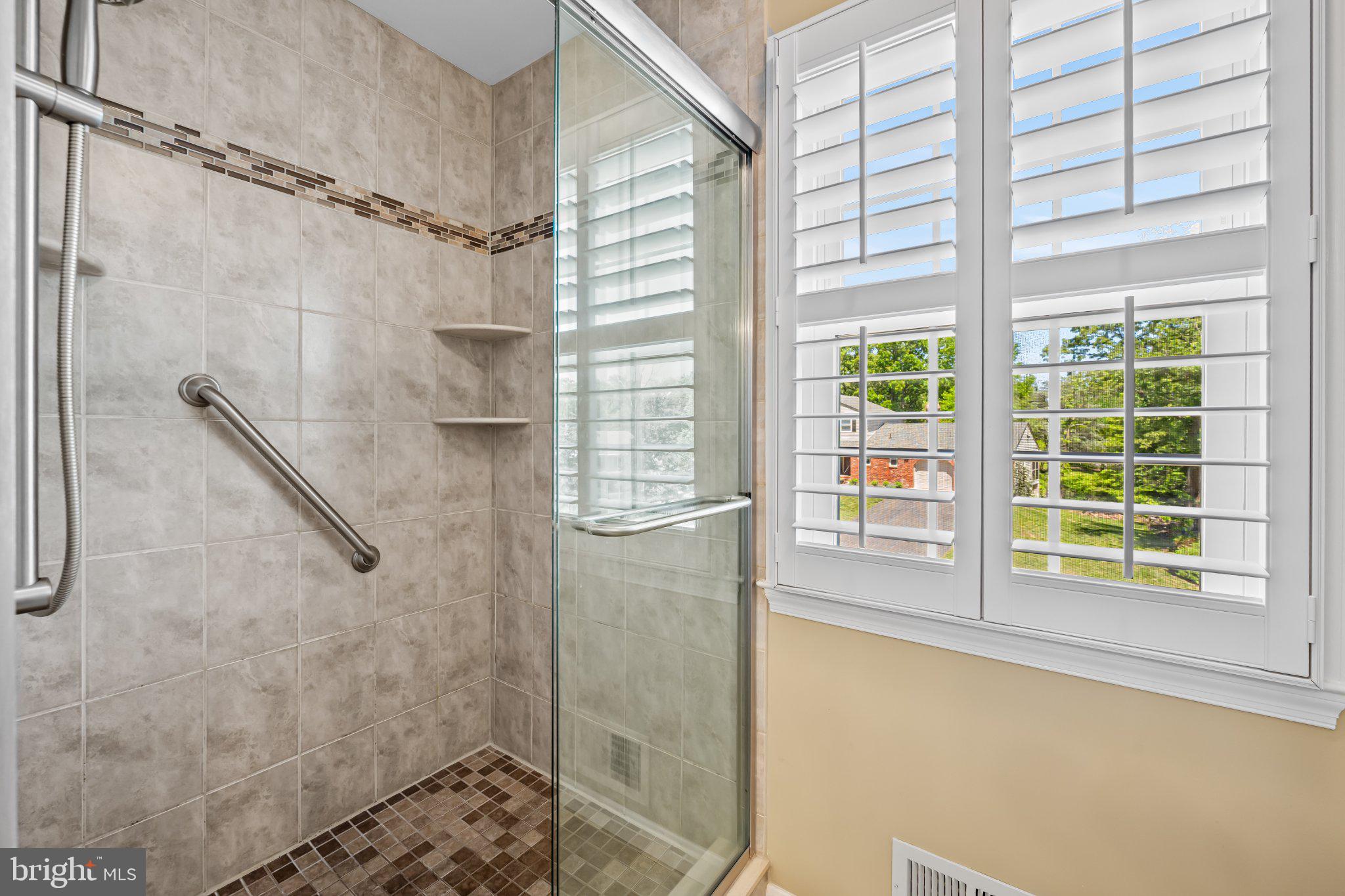 CHARTWELL - Residential